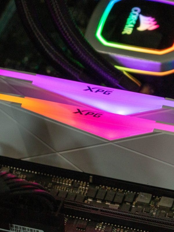 2025/05/1000023303.jpg Ram XPG DDR4 16Gb /8Gb 3200mhz White Cl16